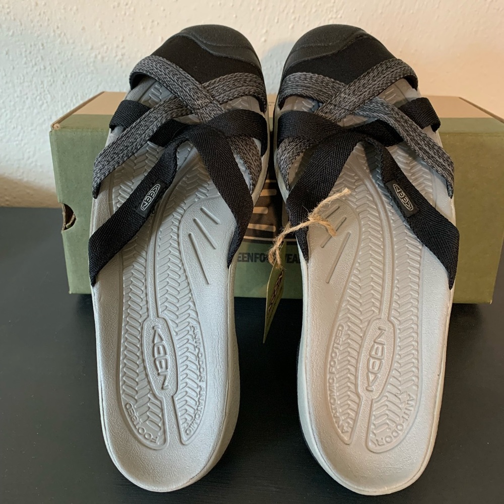 Keen Kira Mule Sandal Women’s Size 11, Black
